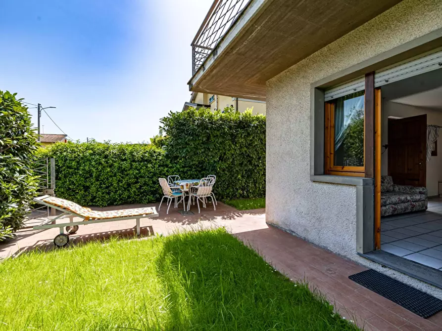 Immagine 2 di Appartamento in affitto  in Via Arezzo110 a Massa