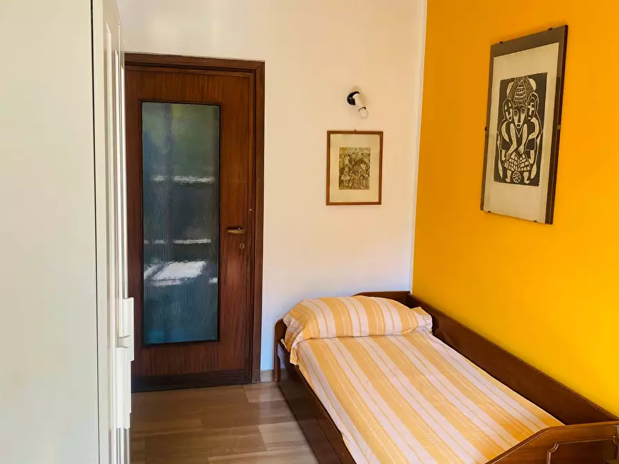 Immagine 13 di Camera in affitto  in Via Ercolano a Milano