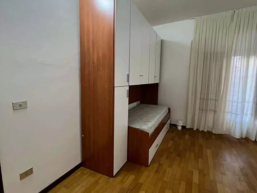 Immagine 1 di Camera in affitto  in Via Fiume44 a Sondrio