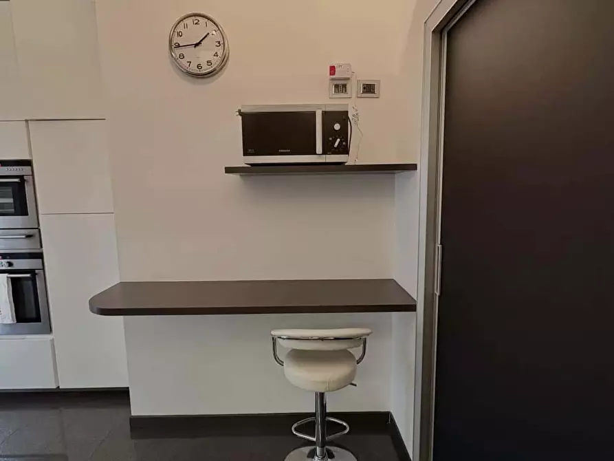 Immagine 14 di Camera in affitto  in Via Giosuè Carducci21 a Milano