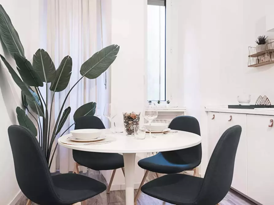 Immagine 8 di Appartamento in affitto  in Viale Tunisia36 a Milano