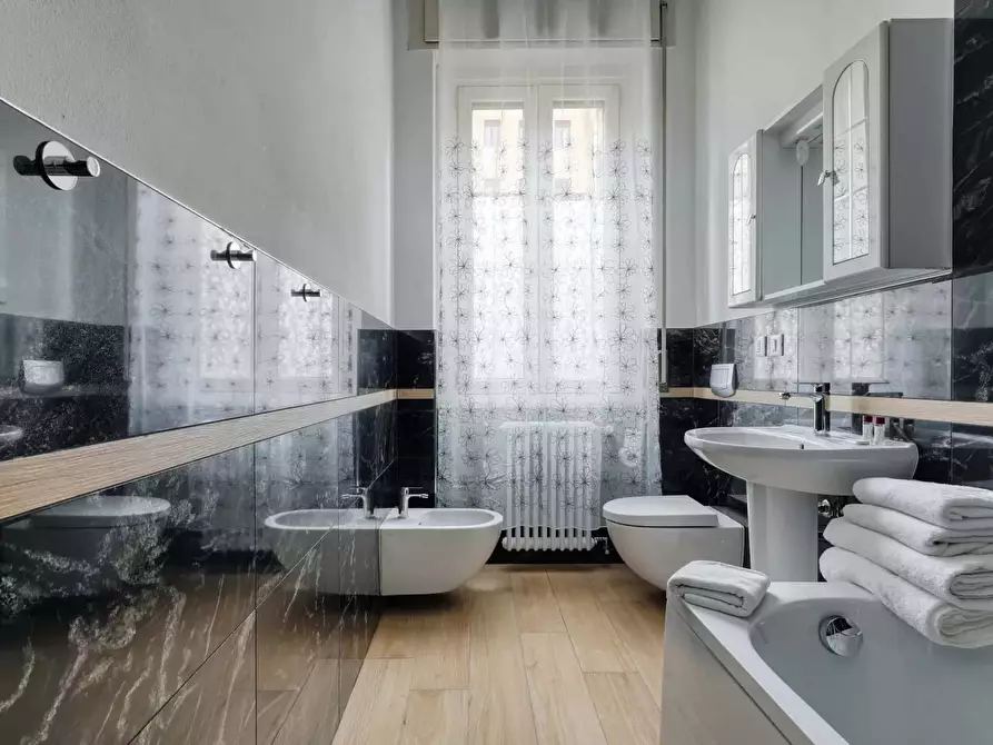 Immagine 26 di Appartamento in affitto  in Via Antonio Banfi a Milano