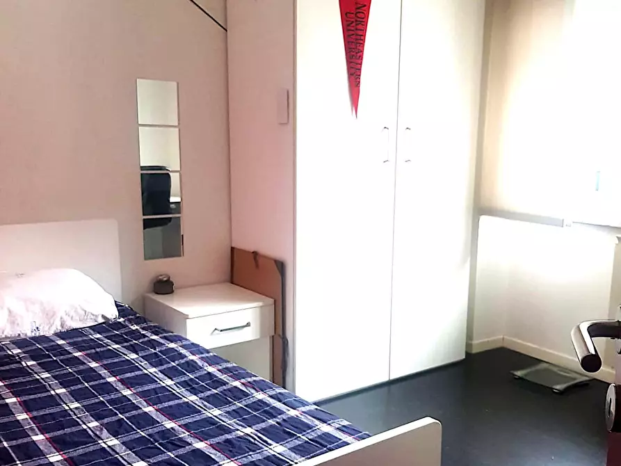 Immagine 3 di Camera in affitto  in Viale Liguria51 a Milano