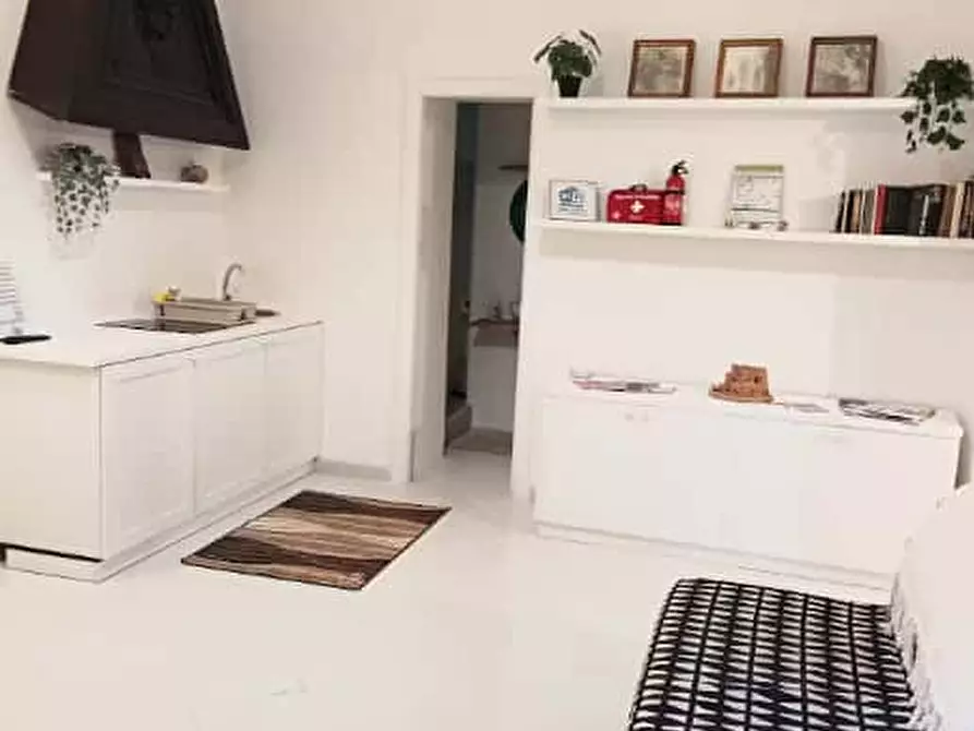 Immagine 17 di Appartamento in affitto  in Via Giacomo Matteotti18 a Pozzuoli