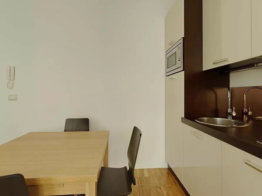Immagine 5 di Appartamento in affitto  in Via Giovanni Battista Pergolesi31 a Milano