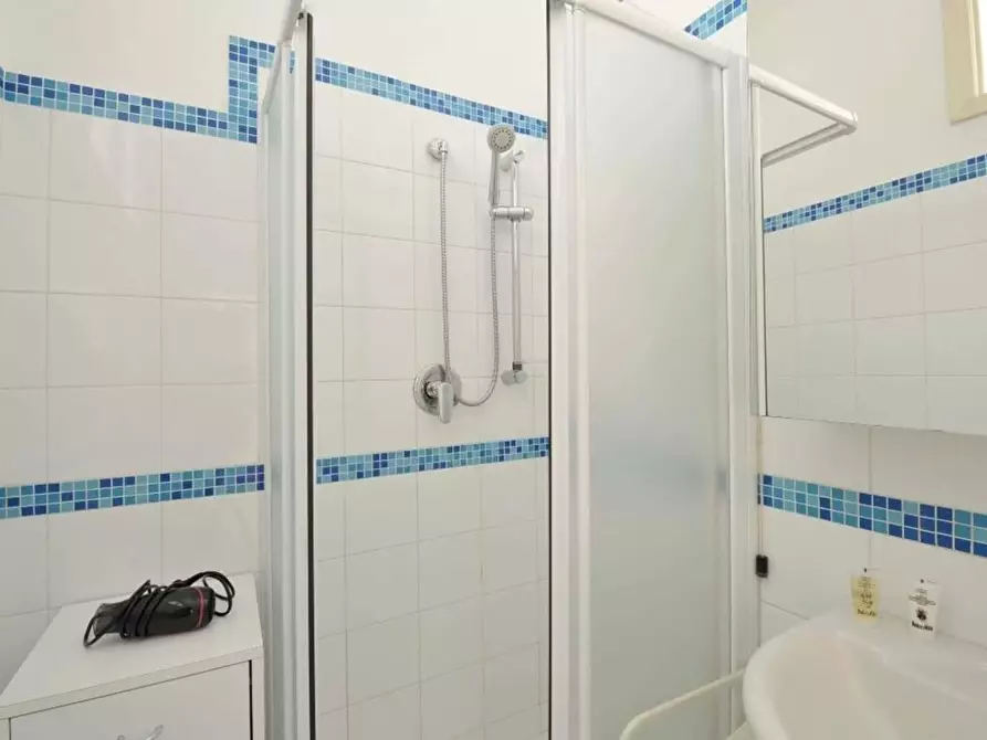 Immagine 16 di Appartamento in affitto  in Via Piero della Francesca68 a Milano