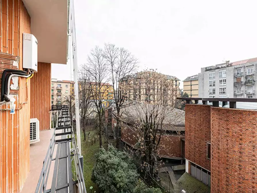 Immagine 38 di Camera in affitto  in Via Carlo Pisacane34 a Milano