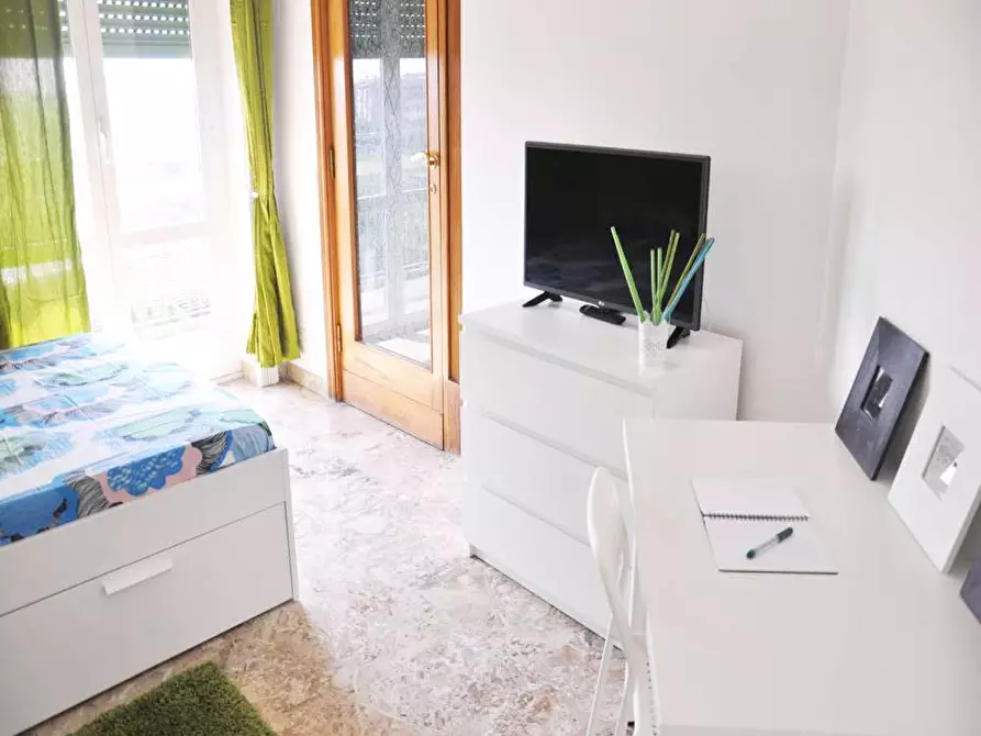 Immagine 4 di Camera in affitto  in Viale Molise65 a Milano