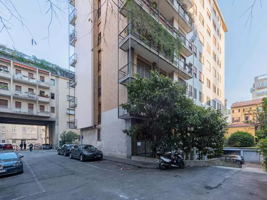 Immagine 14 di Appartamento in affitto  in Via San Senatore6 a Milano