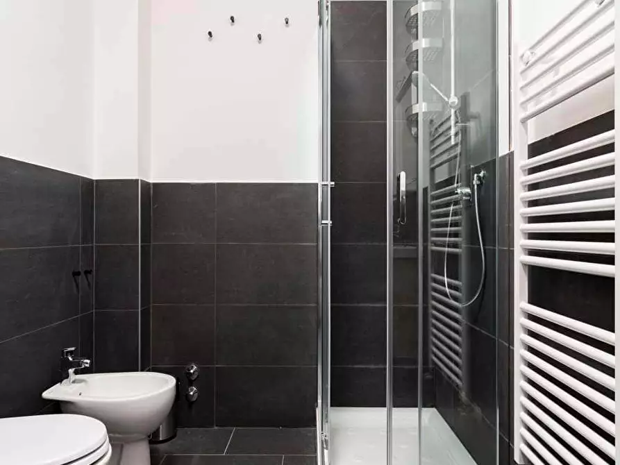 Immagine 16 di Camera in affitto  in Via Valsugana6 a Milano