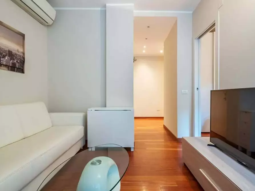 Immagine 7 di Appartamento in affitto  in Corso Sempione21 a Milano