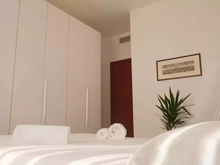 Immagine 18 di Appartamento in affitto  in Via Leon Battista Alberti3 a Milano