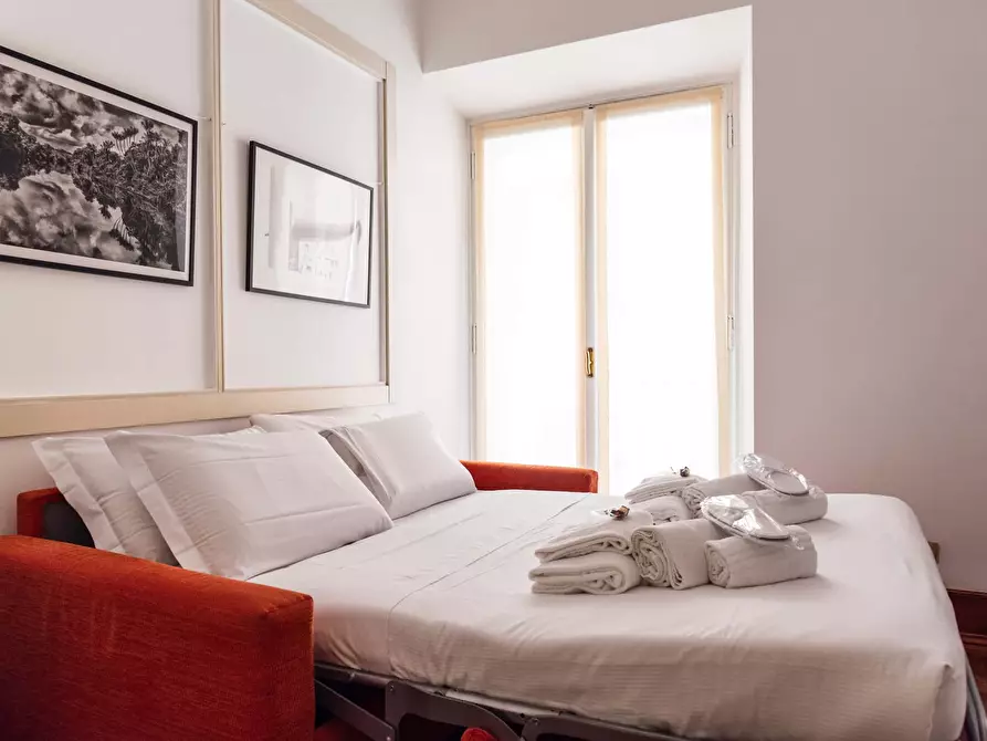 Immagine 42 di Appartamento in affitto  in Via dell'Annunciata7 a Milano