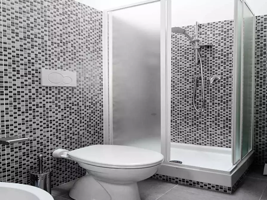 Immagine 12 di Camera in affitto  in Via Oreste Regnoli50 a Bologna