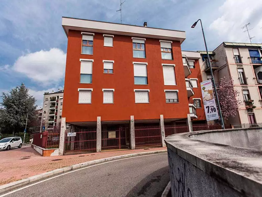 Immagine 15 di Camera in affitto  in Via Alessandro Astesani66 a Milano