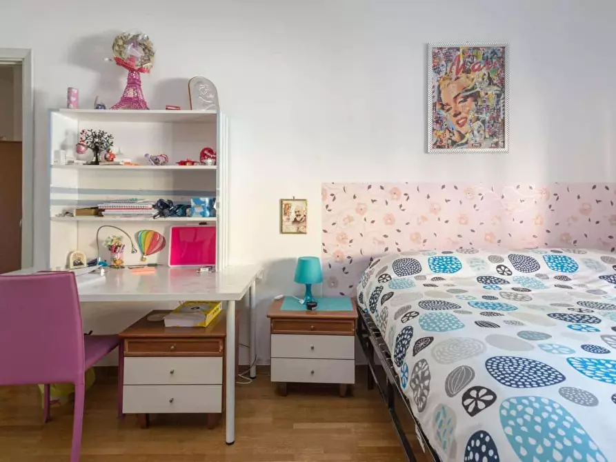 Immagine 25 di Camera in affitto  in Via Innocenzo Isimbardi a Milano