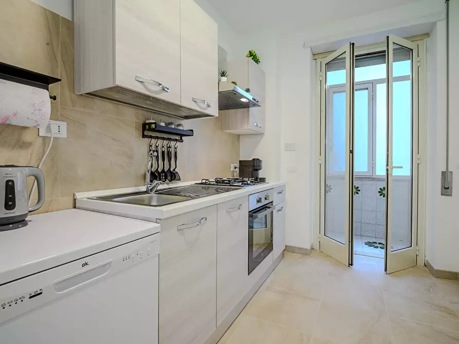 Immagine 19 di Appartamento in affitto  in Via Andrea Sacchi4 a Roma