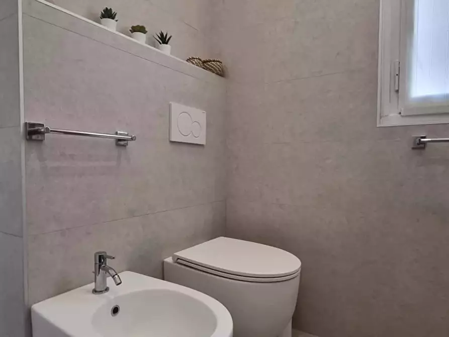 Immagine 27 di Appartamento in affitto  in Via San Barnaba a Milano