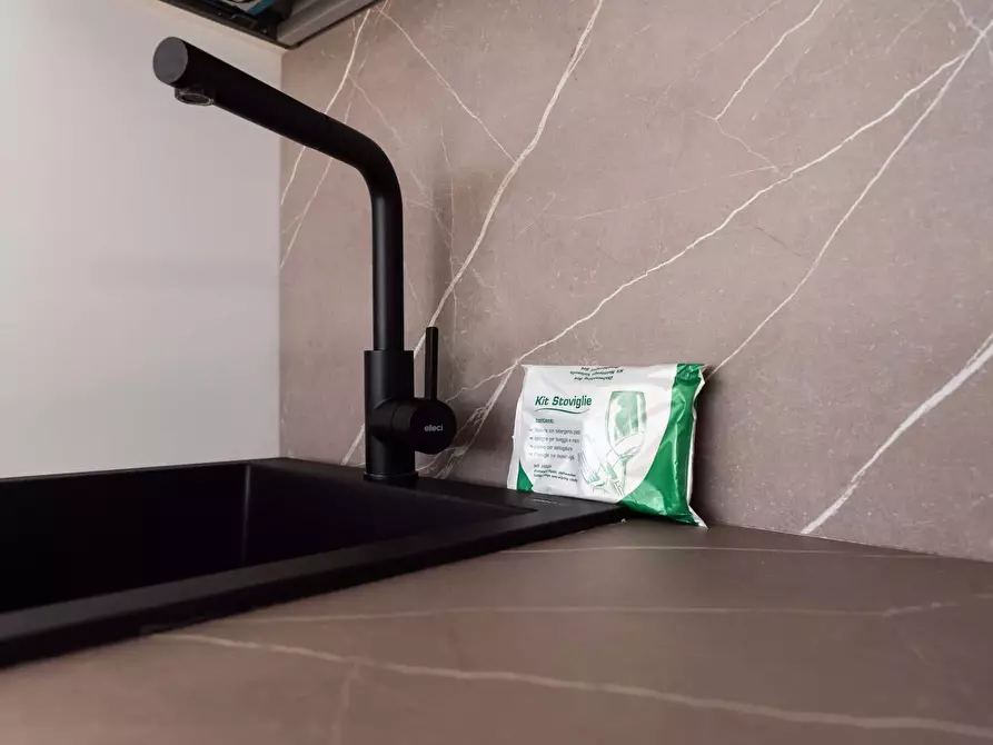 Immagine 13 di Appartamento in affitto  in Via Nino Bixio33 a Milano