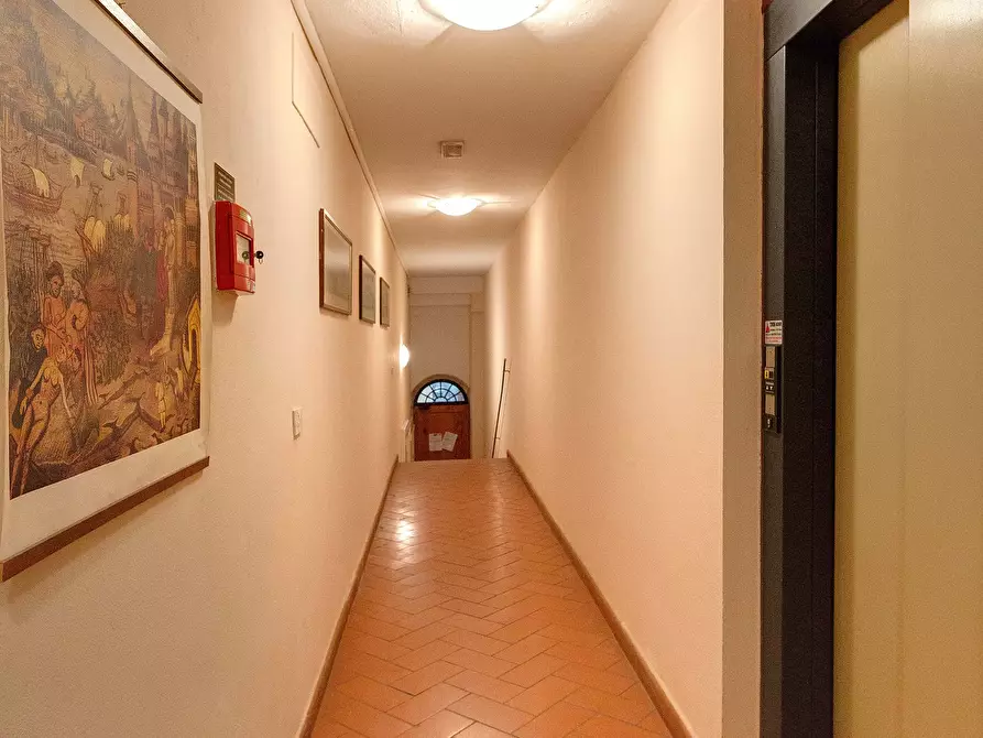Immagine 12 di Appartamento in affitto  in Via dei Tavolini1 a Firenze
