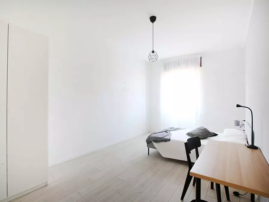 Immagine 1 di Camera in affitto  in Via Giuseppe Soli9 a Modena