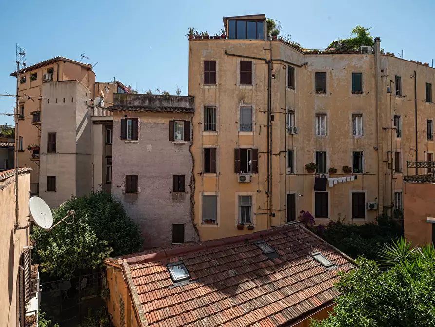 Immagine 26 di Appartamento in affitto  in Via della Scala63 a Roma