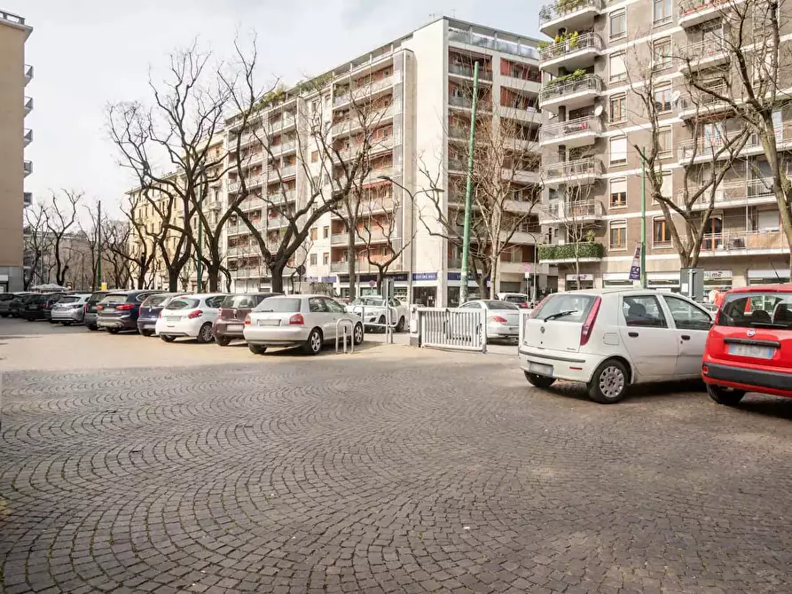 Immagine 13 di Appartamento in affitto  in Via Andrea Solari41 a Milano