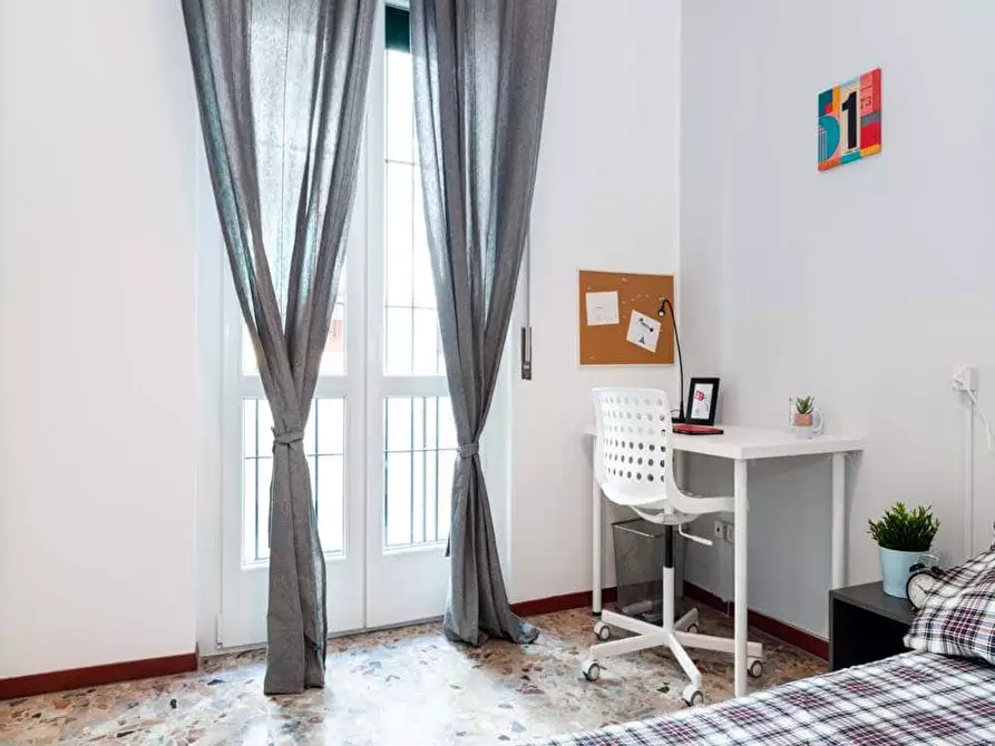 Immagine 5 di Camera in affitto  in Via Ferrante Aporti52 a Milano