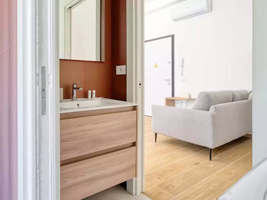 Immagine 19 di Appartamento in affitto  in Via Savona1/a a Milano