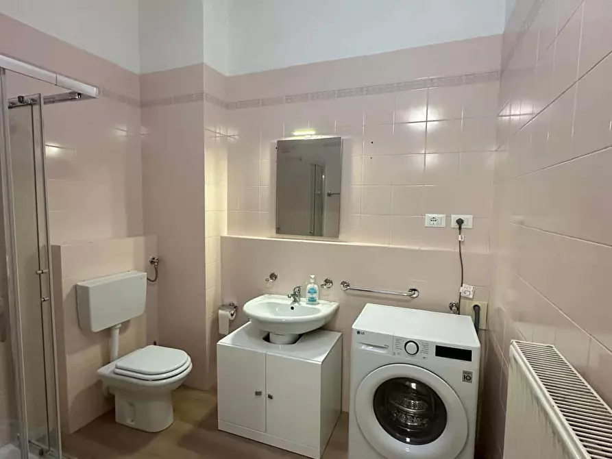 Immagine 10 di Appartamento in affitto  in Via Tivarnella3 a Trieste