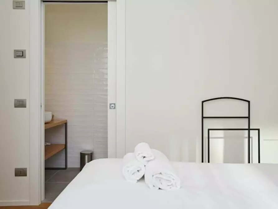 Immagine 13 di Appartamento in affitto  in Piazza Santa Maria Beltrade1 a Milano