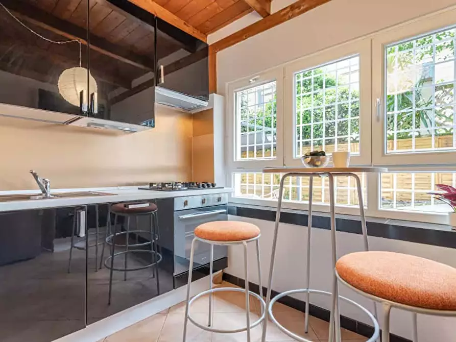 Immagine 26 di Appartamento in affitto  in Via dei Giordani20 a Roma