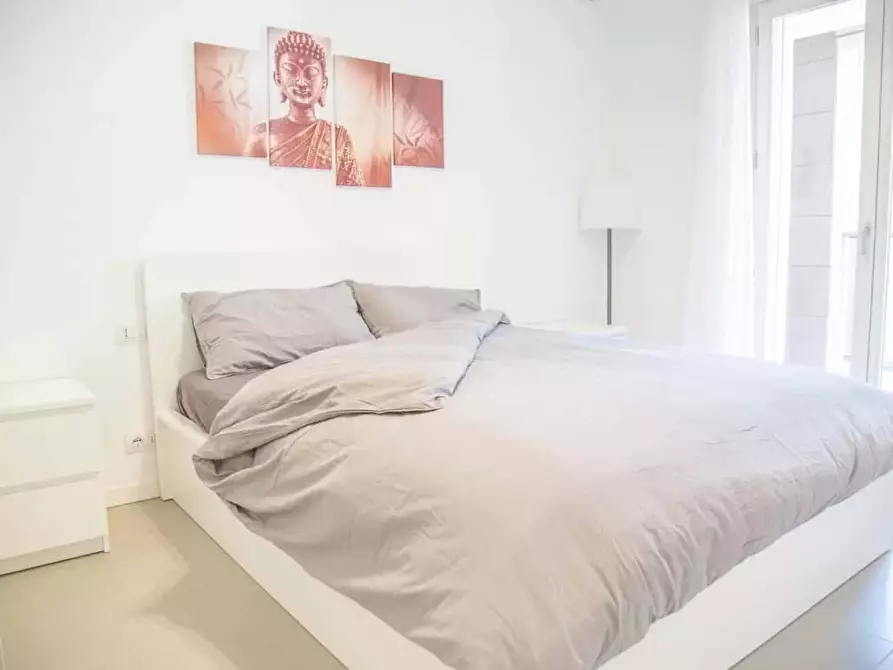 Immagine 10 di Appartamento in affitto  in Via Giovanni Battista Niccolini37 a Milano