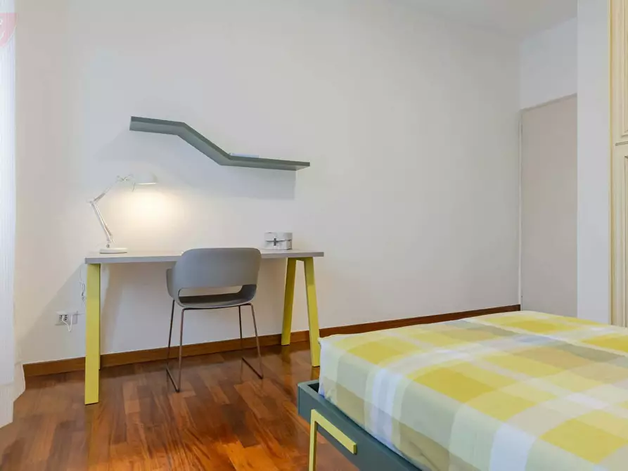 Immagine 4 di Camera in affitto  in Via Guido Guarini Matteucci1 a Milano