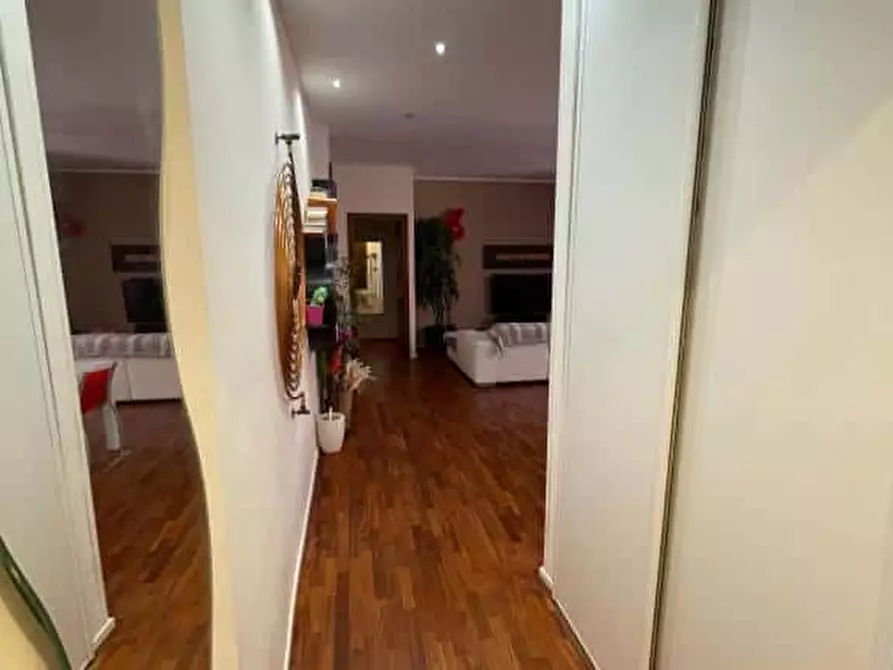 Immagine 3 di Appartamento in affitto  in Via Giulio Uberti5 a Milano
