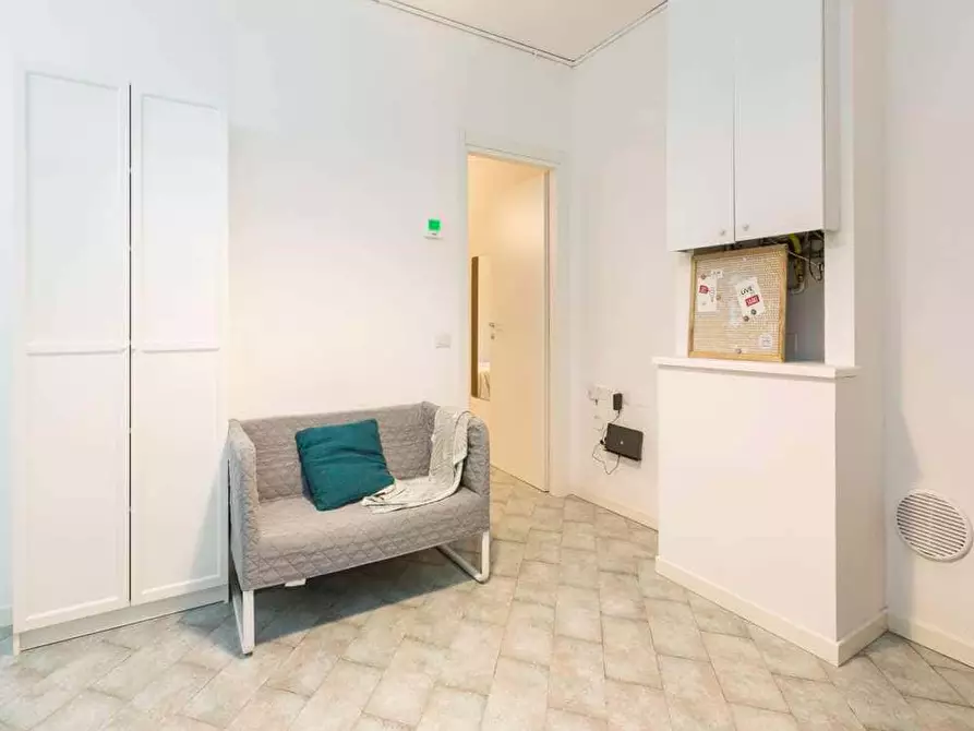 Immagine 23 di Camera in affitto  in Corso San Gottardo40 a Milano