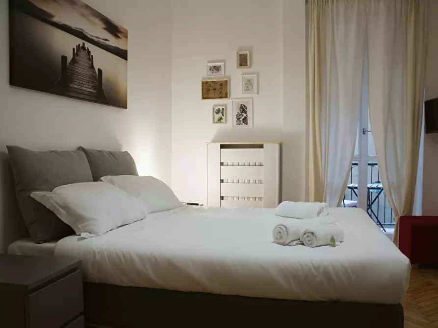 Immagine 2 di Camera in affitto  in Via Edolo15 a Milano