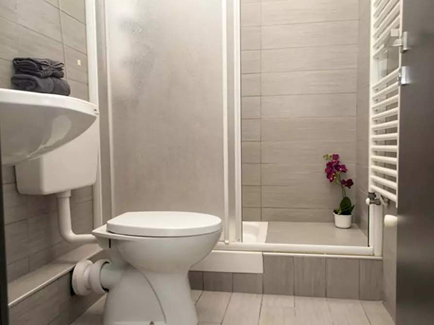 Immagine 18 di Camera in affitto  in Via Romolo Gessi17 a Torino