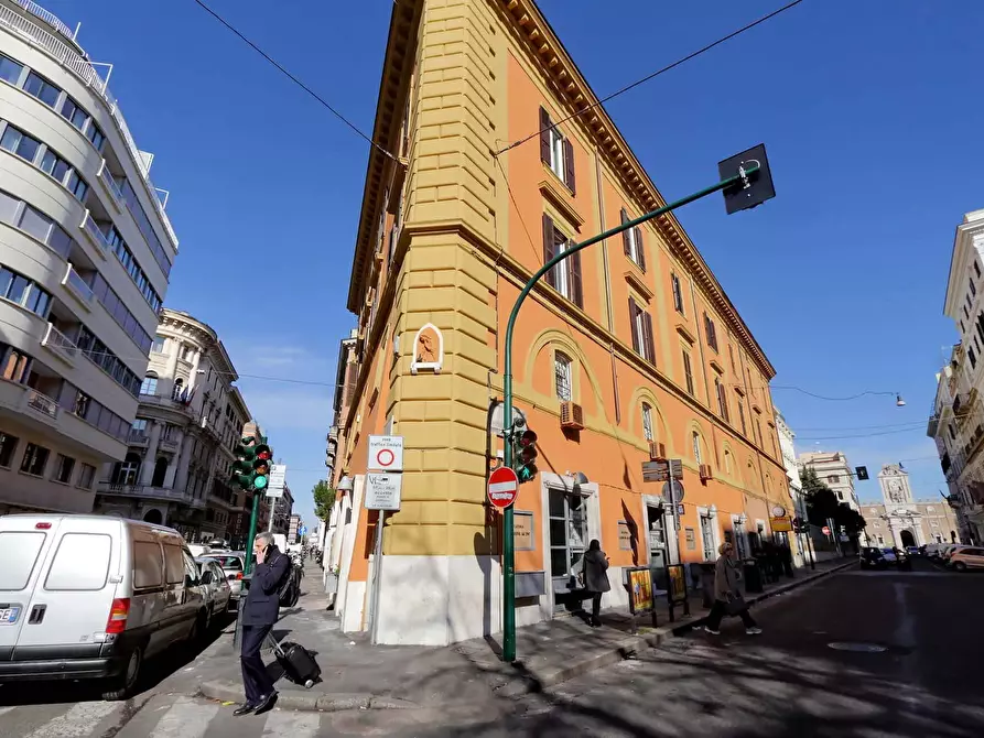 Immagine 19 di Appartamento in affitto  in Via Flavia93 a Roma