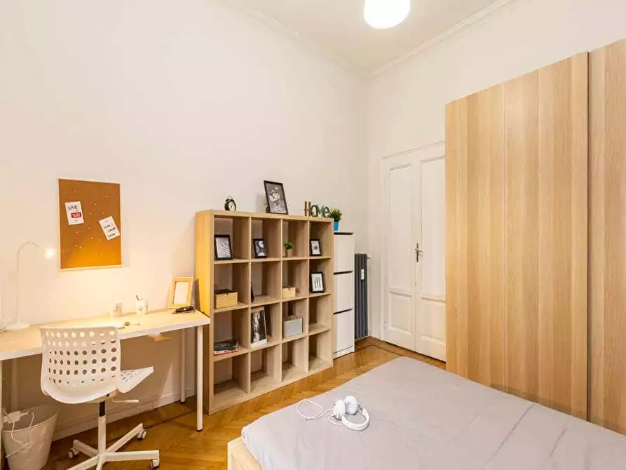 Immagine 3 di Camera in affitto  in Piazza Maria Adelaide di Savoia5 a Milano