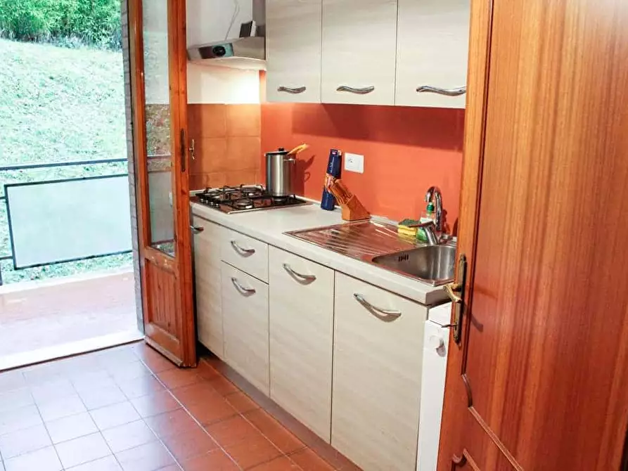 Immagine 11 di Camera in affitto  in Via Scipione Bargagli a Siena