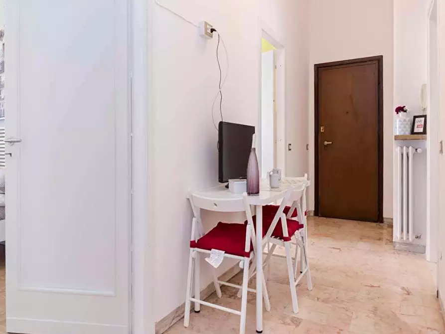 Immagine 10 di Camera in affitto  in Via Cosseria1 a Milano