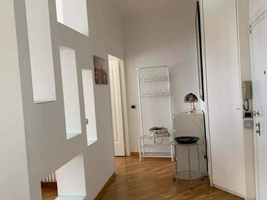 Immagine 8 di Appartamento in affitto  in Via Alfredo Oriani2 a Milano