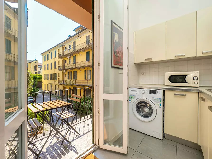 Immagine 34 di Appartamento in affitto  in Via Vigevano a Milano