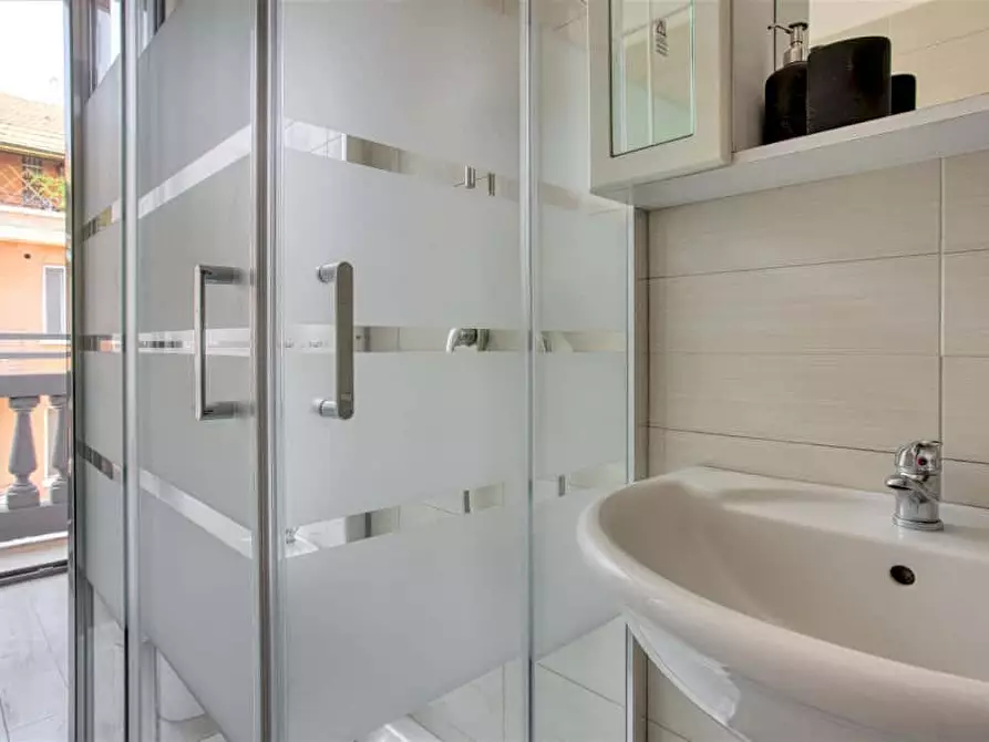 Immagine 12 di Camera in affitto  in Via Francesco Brioschi71 a Milano