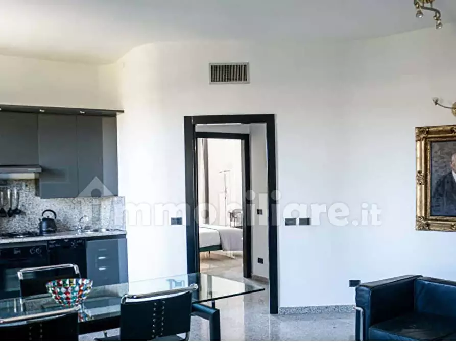Immagine 6 di Appartamento in affitto  in Piazza Umanitaria2 a Milano