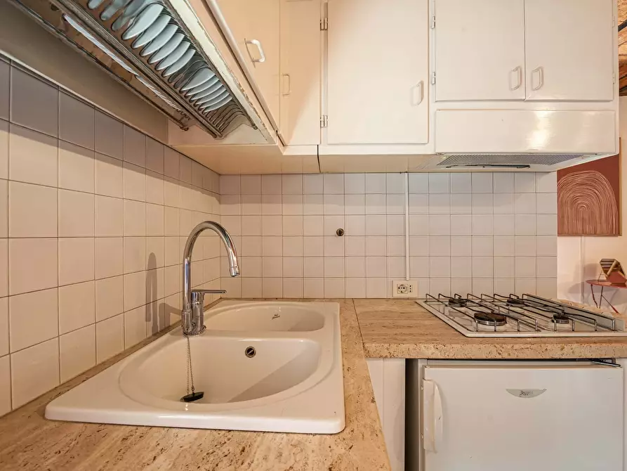Immagine 5 di Appartamento in affitto  in Via della Scala63 a Roma