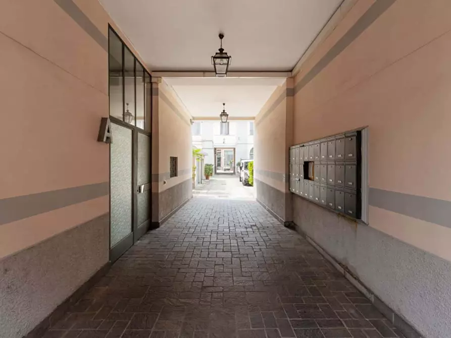 Immagine 12 di Appartamento in affitto  in Viale Sabotino8 a Milano
