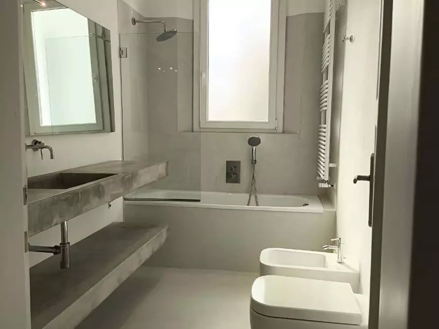 Immagine 119 di Appartamento in affitto  in Via Irnerio9 a Bologna