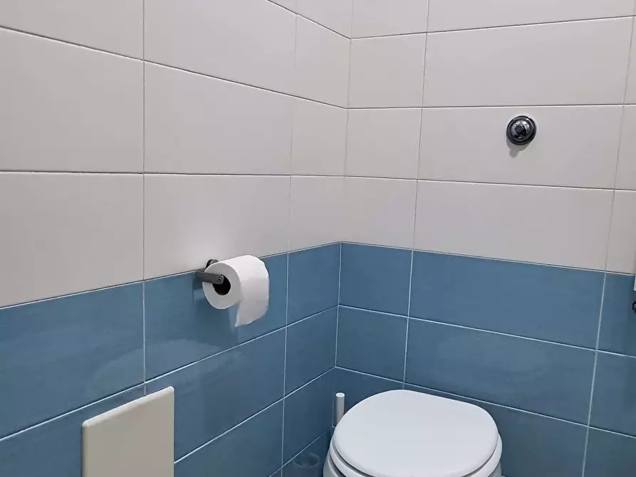 Immagine 32 di Camera in affitto  in Via dei Tribunali268 a Napoli